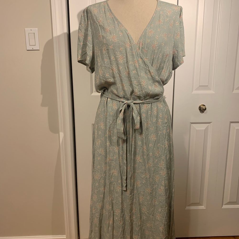 GAP Sage Green Floral Midi Dress with Cream Flowers